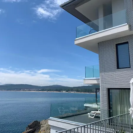 Modern Waterfront 1-br With Aircon * Созополь