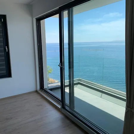Lejlighed Modern Waterfront 1-br With Aircon *